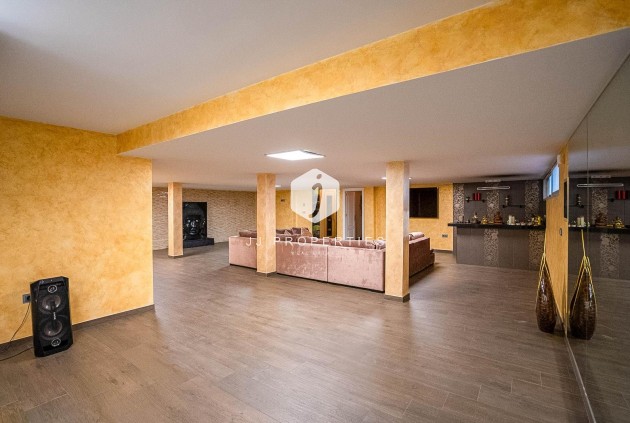 Resale - Villa -
Torrevieja - Torre la mata