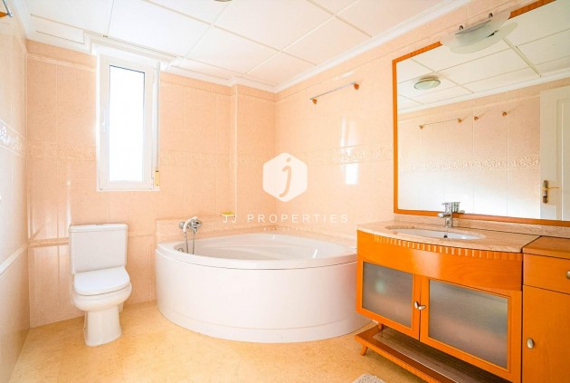 Resale - Villa -
Torrevieja - Torre la mata