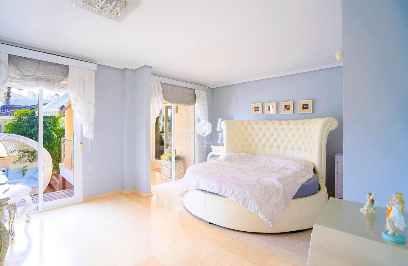 Resale - Villa -
Torrevieja - Torre la mata