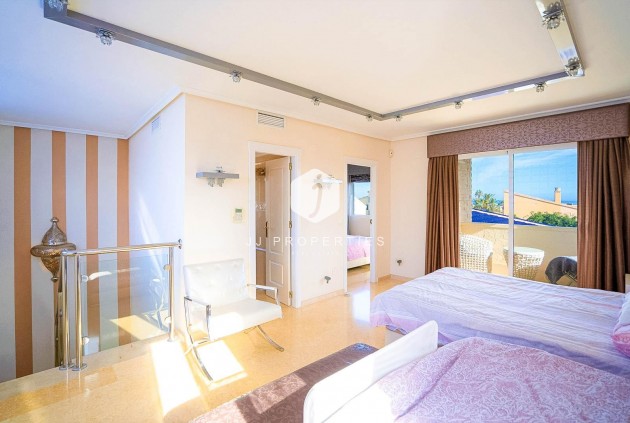 Resale - Villa -
Torrevieja - Torre la mata