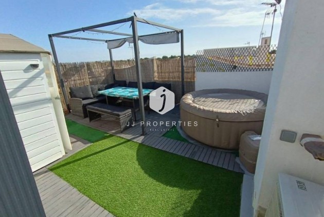 D'occasion - Appartement -
Torrevieja - Los Balcones