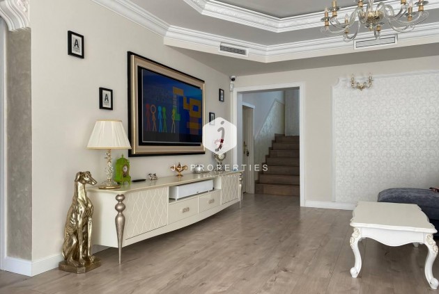 Resale - Villa -
Benijofar - Ciudad Quesada