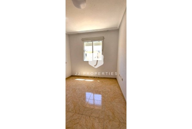 Resale - Penthouse -
Torrevieja - Playa de los Locos