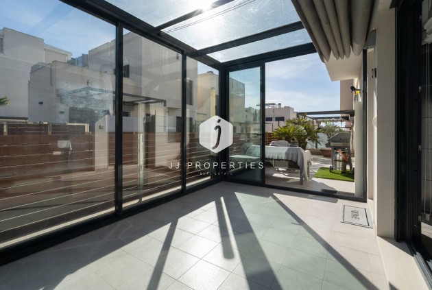 D'occasion - Villa -
Torrevieja - Aguas Nuevas 2