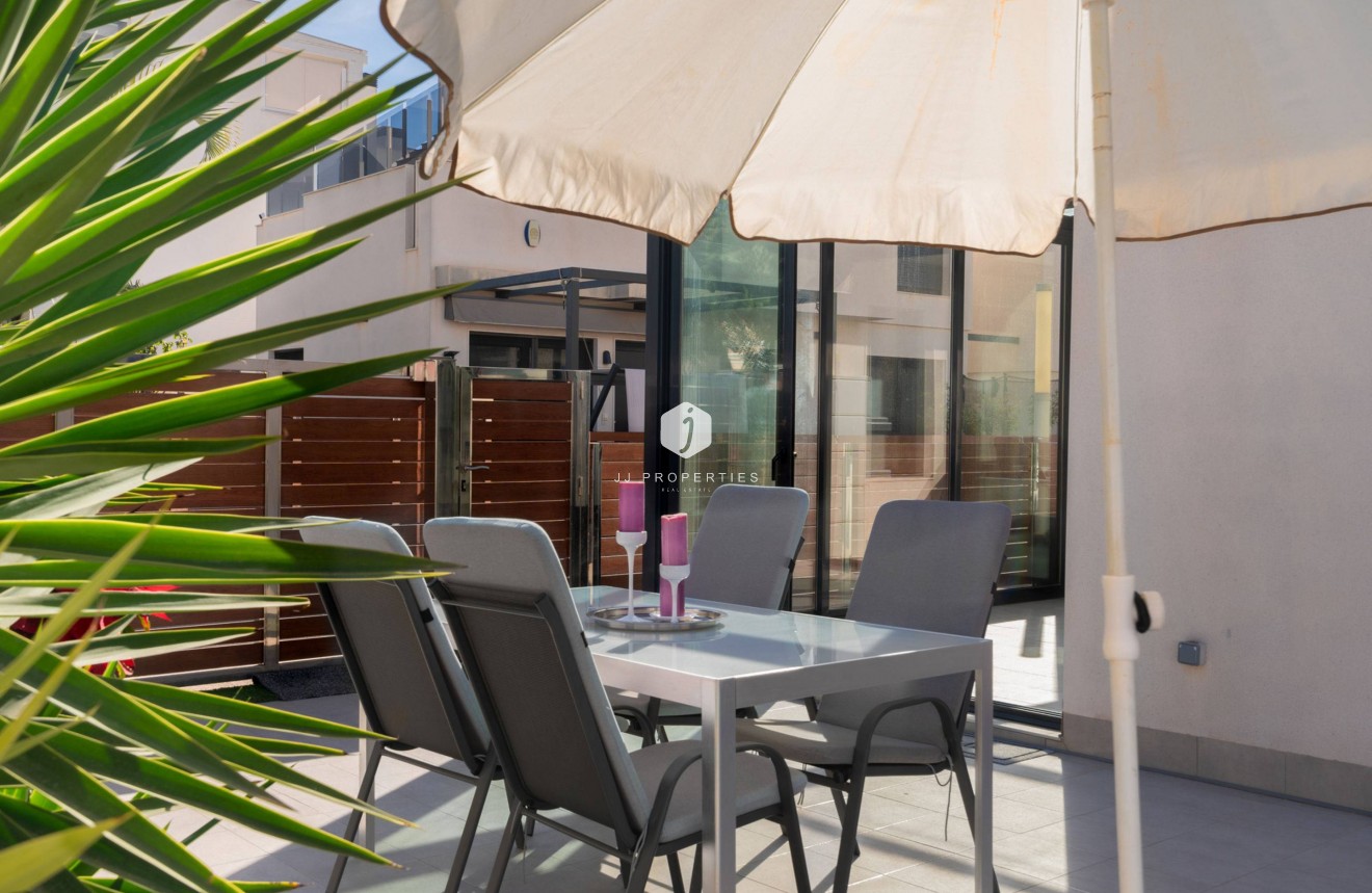 D'occasion - Villa -
Torrevieja - Aguas Nuevas 2