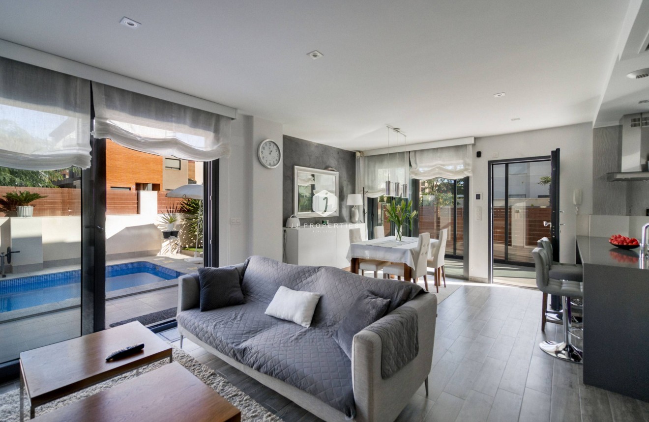 D'occasion - Villa -
Torrevieja - Aguas Nuevas 2