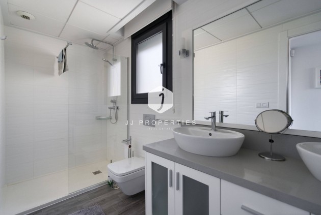 D'occasion - Villa -
Torrevieja - Aguas Nuevas 2