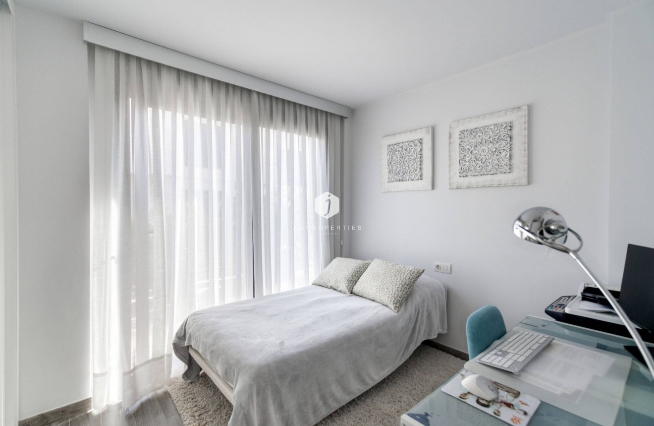 D'occasion - Villa -
Torrevieja - Aguas Nuevas 2