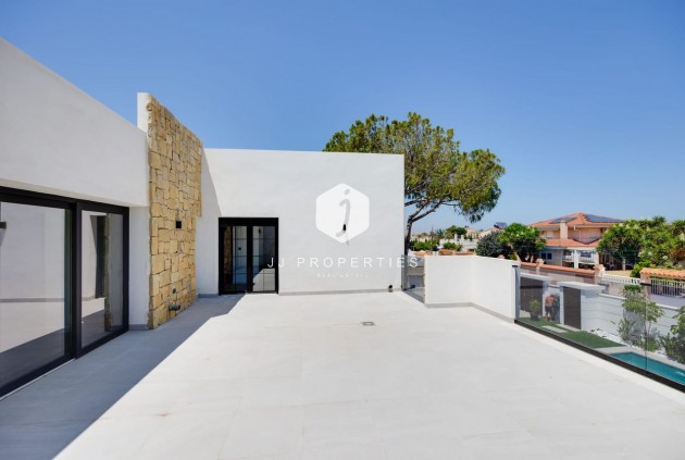 Resale - Villa -
Torrevieja - Costa Blanca