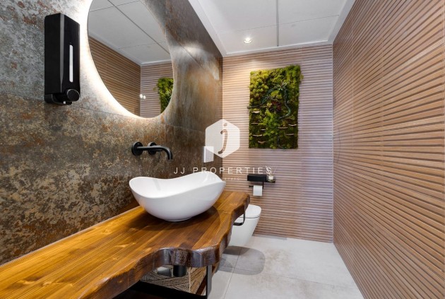 Resale - Villa -
Torrevieja - Costa Blanca