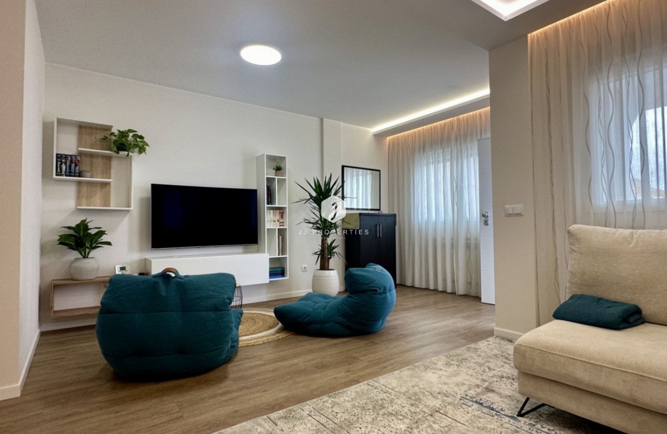 D'occasion - Chalet -
Orihuela Costa - Costa Blanca