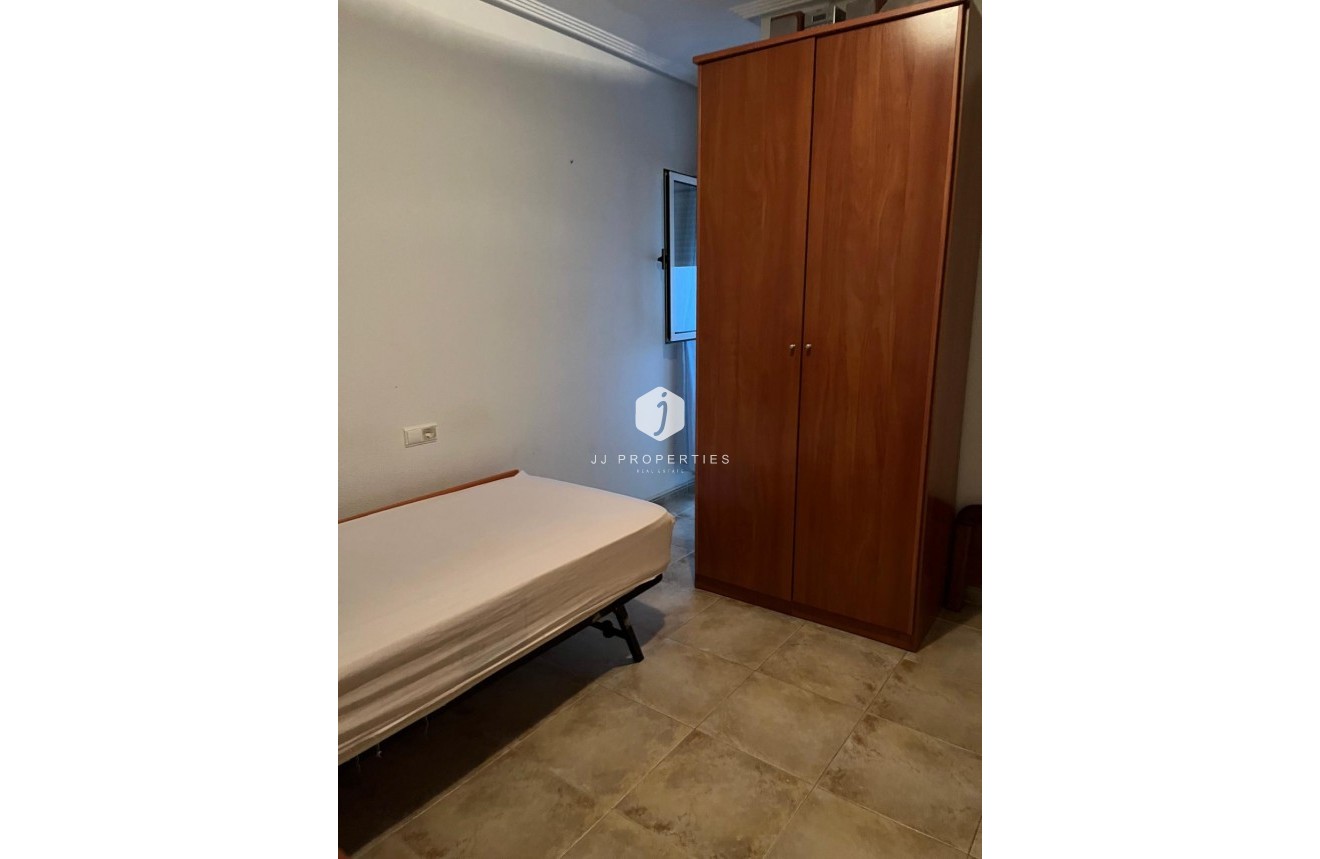 Resale - Apartment / flat -
Almoradí - Centro Urbano 2