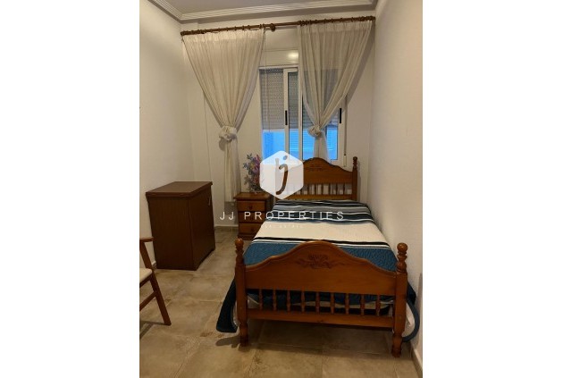 Resale - Apartment / flat -
Almoradí - Centro Urbano 2