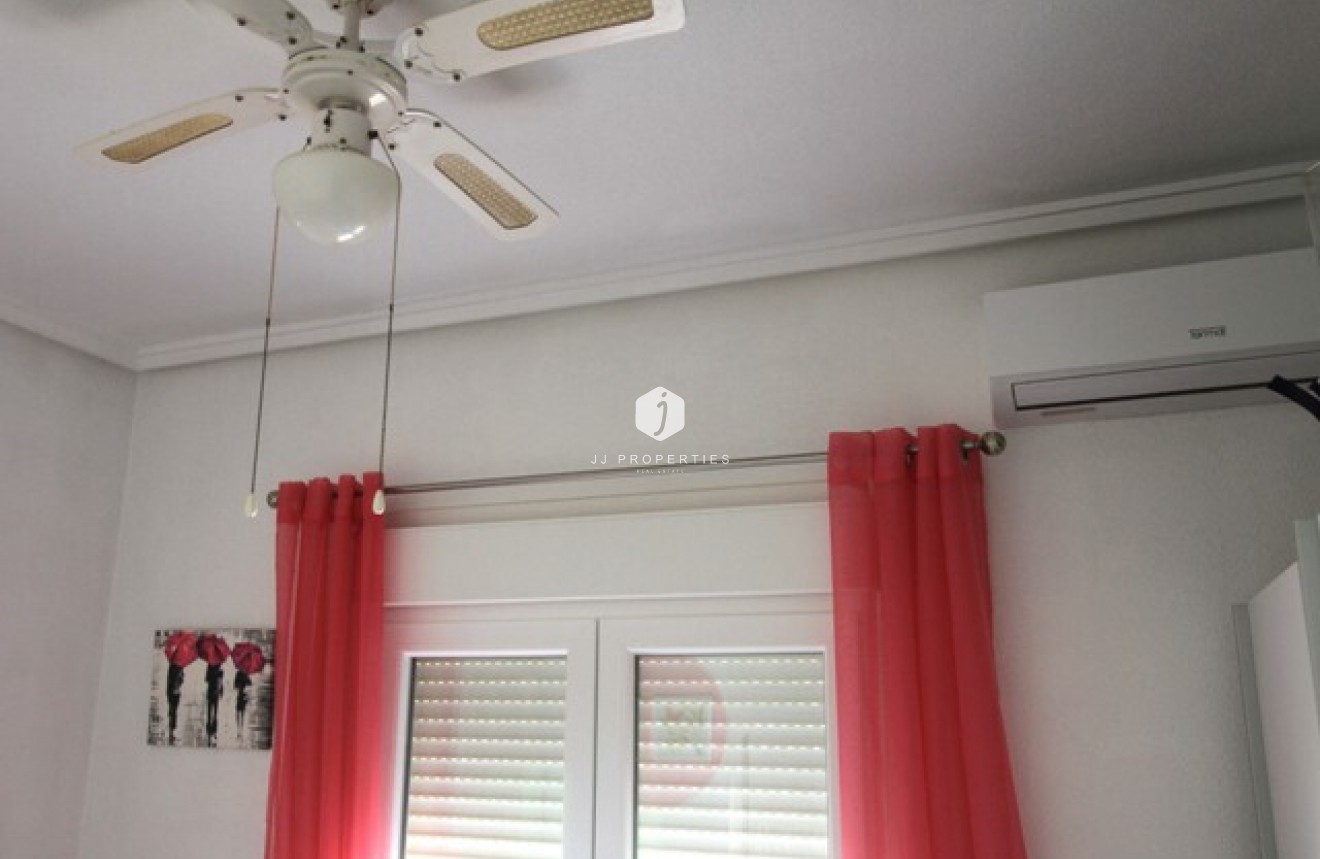 D'occasion - Villa -
Ciudad Quesada - Costa Blanca