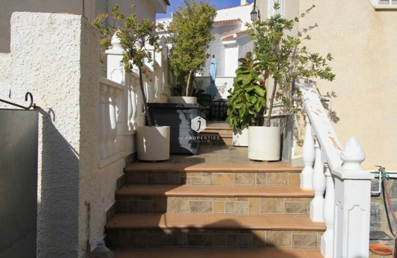 D'occasion - Villa -
Ciudad Quesada - Costa Blanca