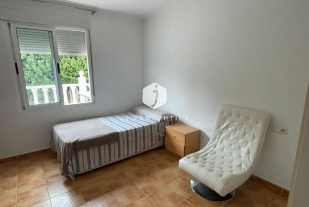 Z drugiej ręki - Villa -
Daya Vieja - Costa Blanca