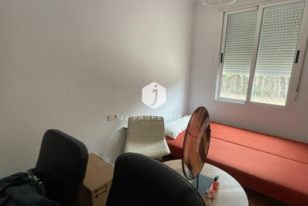 Z drugiej ręki - Villa -
Daya Vieja - Costa Blanca