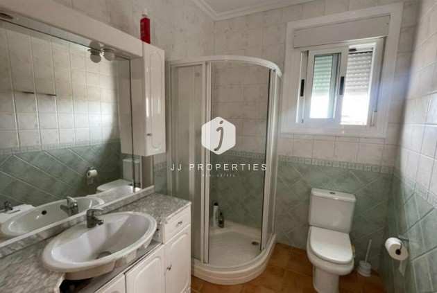 Z drugiej ręki - Villa -
Daya Vieja - Costa Blanca