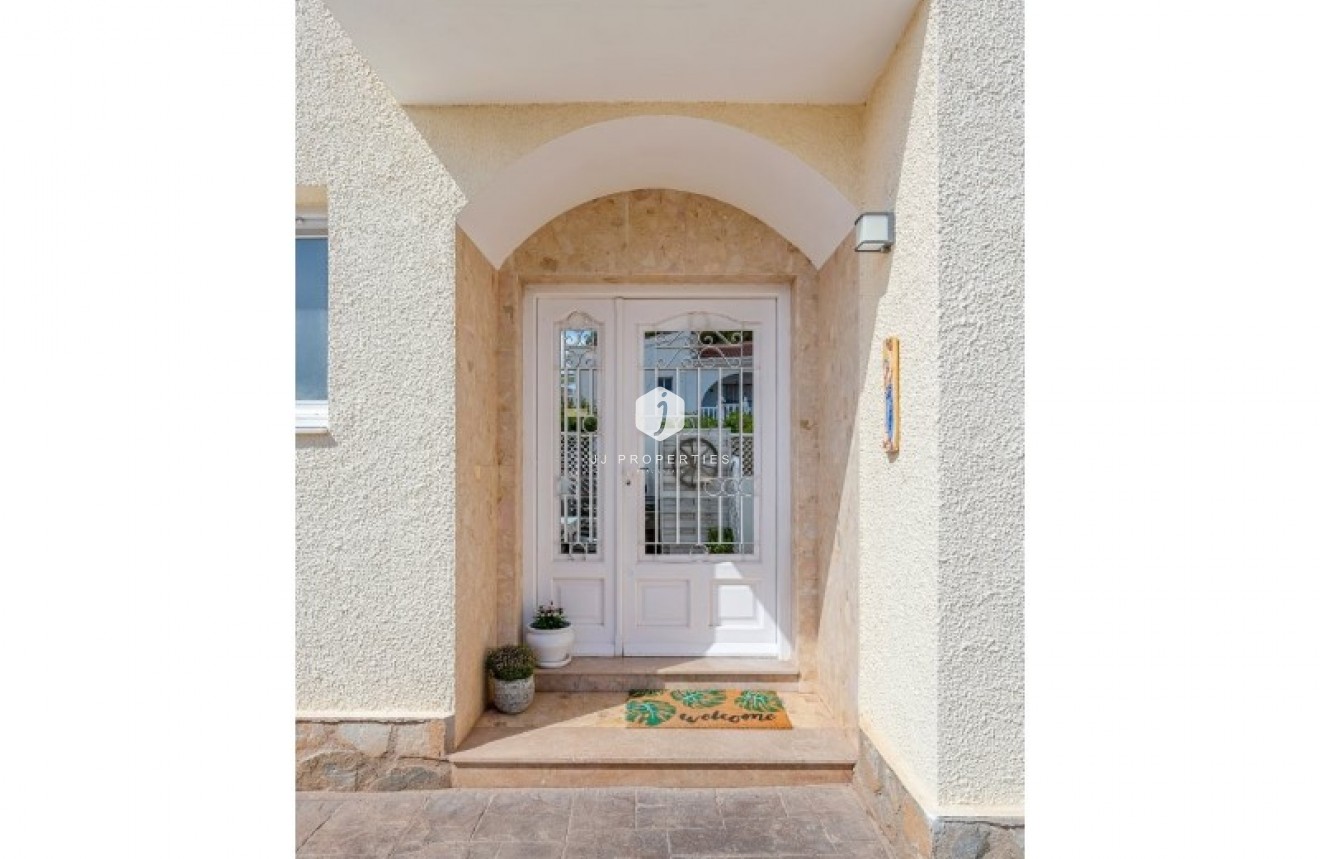 Aus zweiter Hand - Villa -
Rojales - Inland