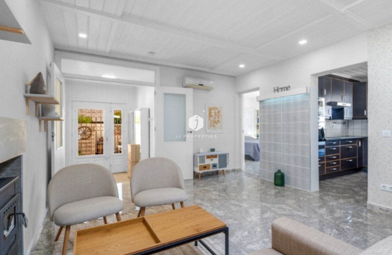 Aus zweiter Hand - Villa -
Rojales - Inland