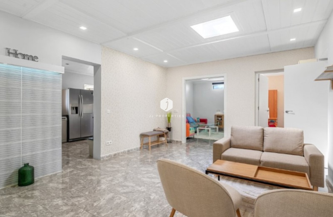 Aus zweiter Hand - Villa -
Rojales - Inland