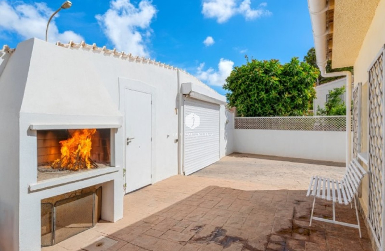 Aus zweiter Hand - Villa -
Rojales - Inland