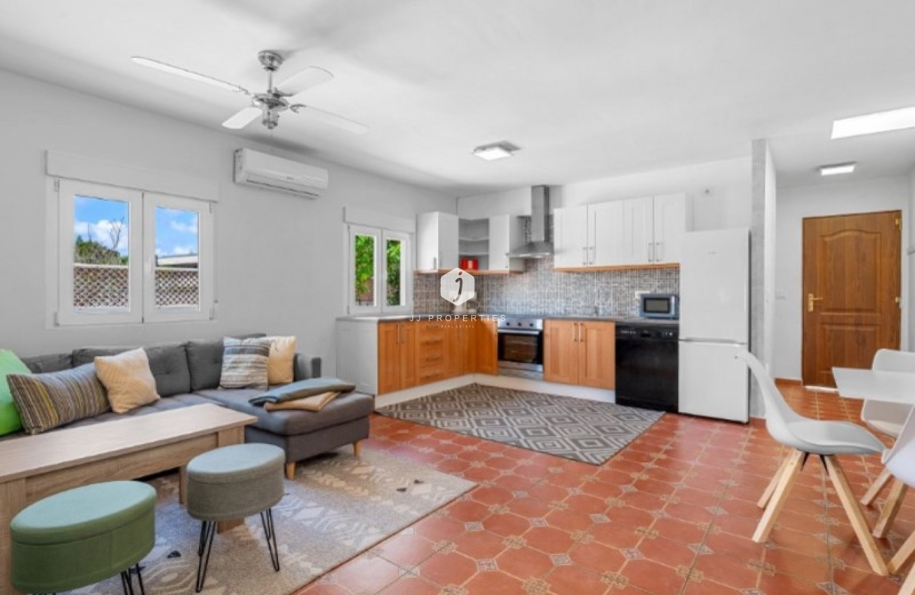 Aus zweiter Hand - Villa -
Rojales - Inland