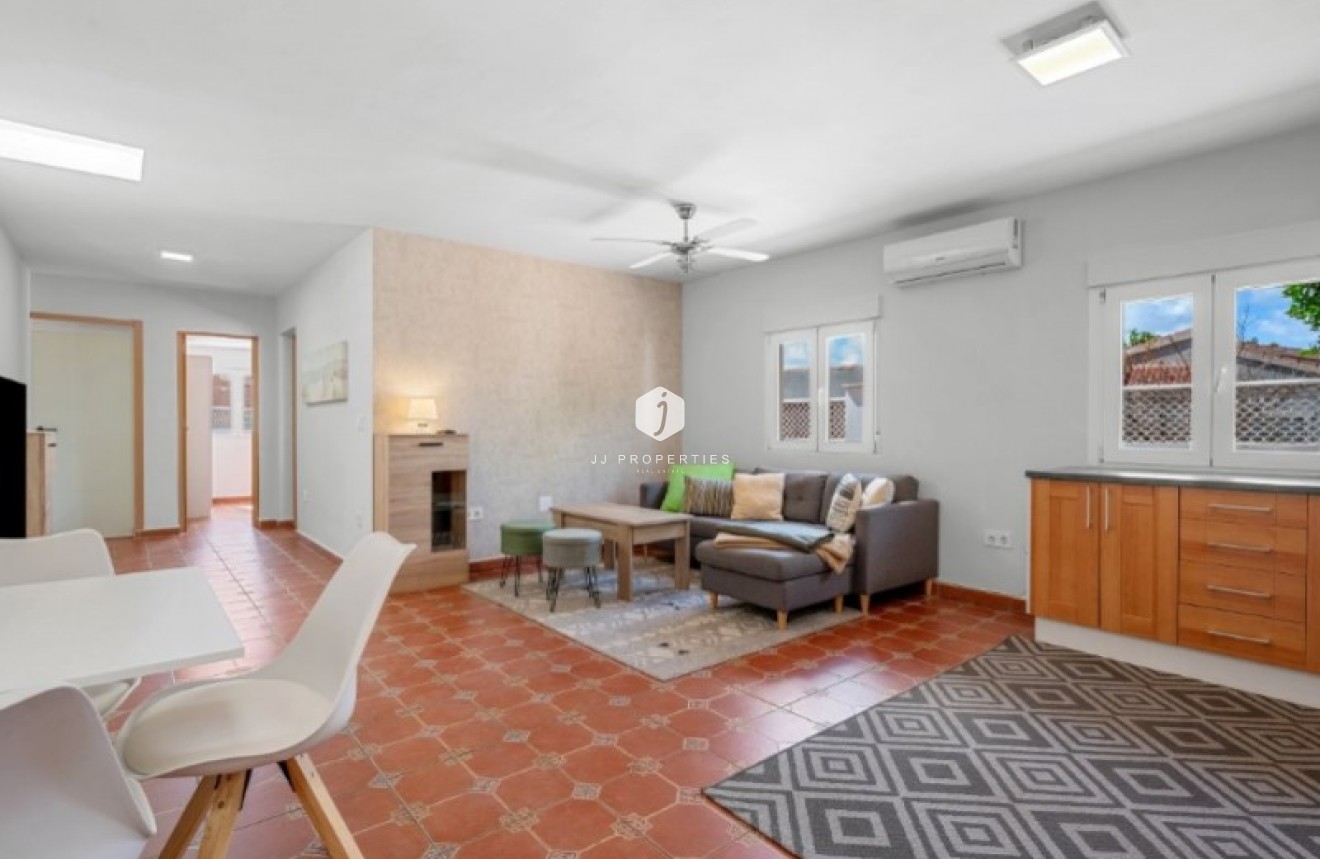 Aus zweiter Hand - Villa -
Rojales - Inland