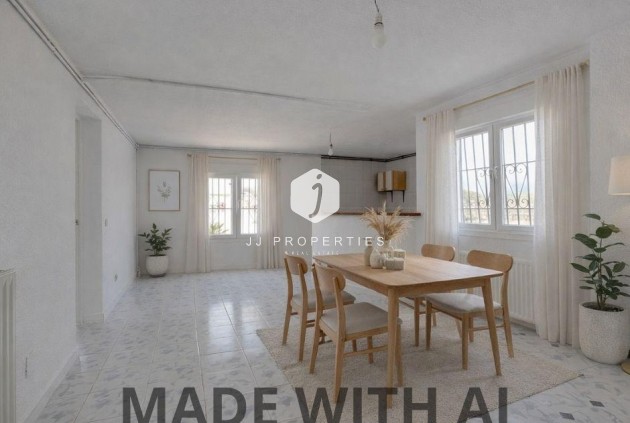 Z drugiej ręki - Szalet -
Torrevieja - La Siesta - El Salado - Torreta