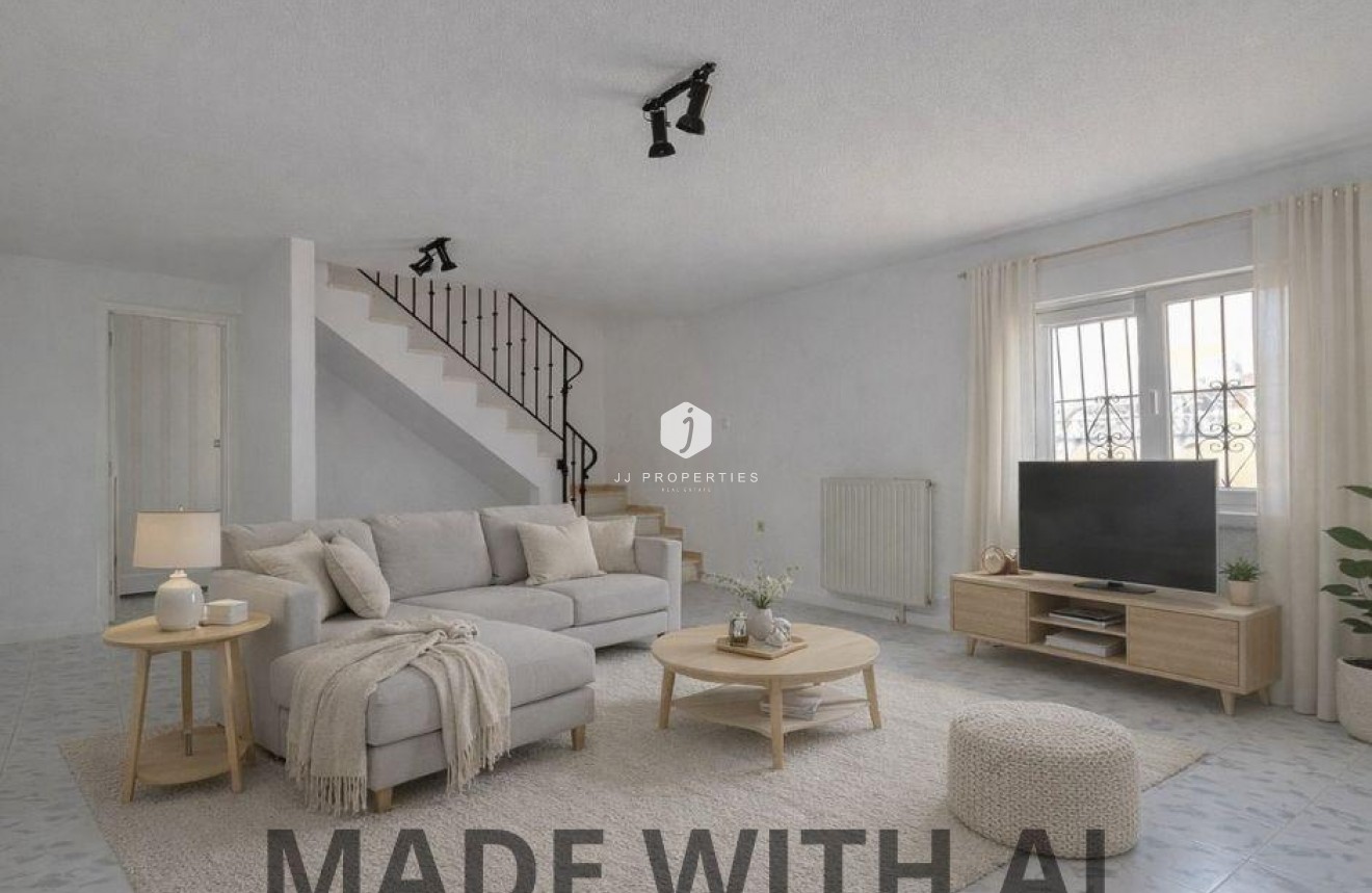 Z drugiej ręki - Szalet -
Torrevieja - La Siesta - El Salado - Torreta