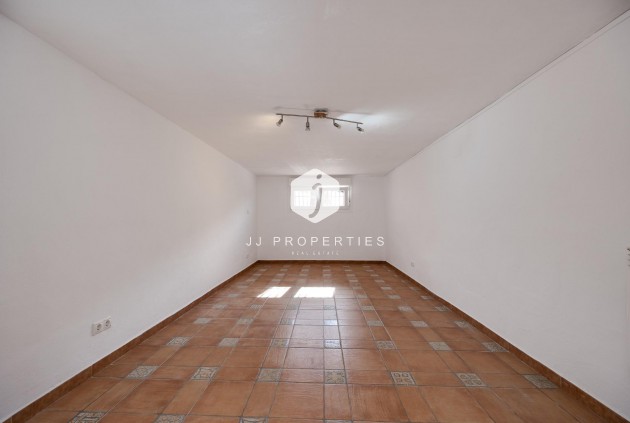 Z drugiej ręki - Szalet -
Torrevieja - La Siesta - El Salado - Torreta