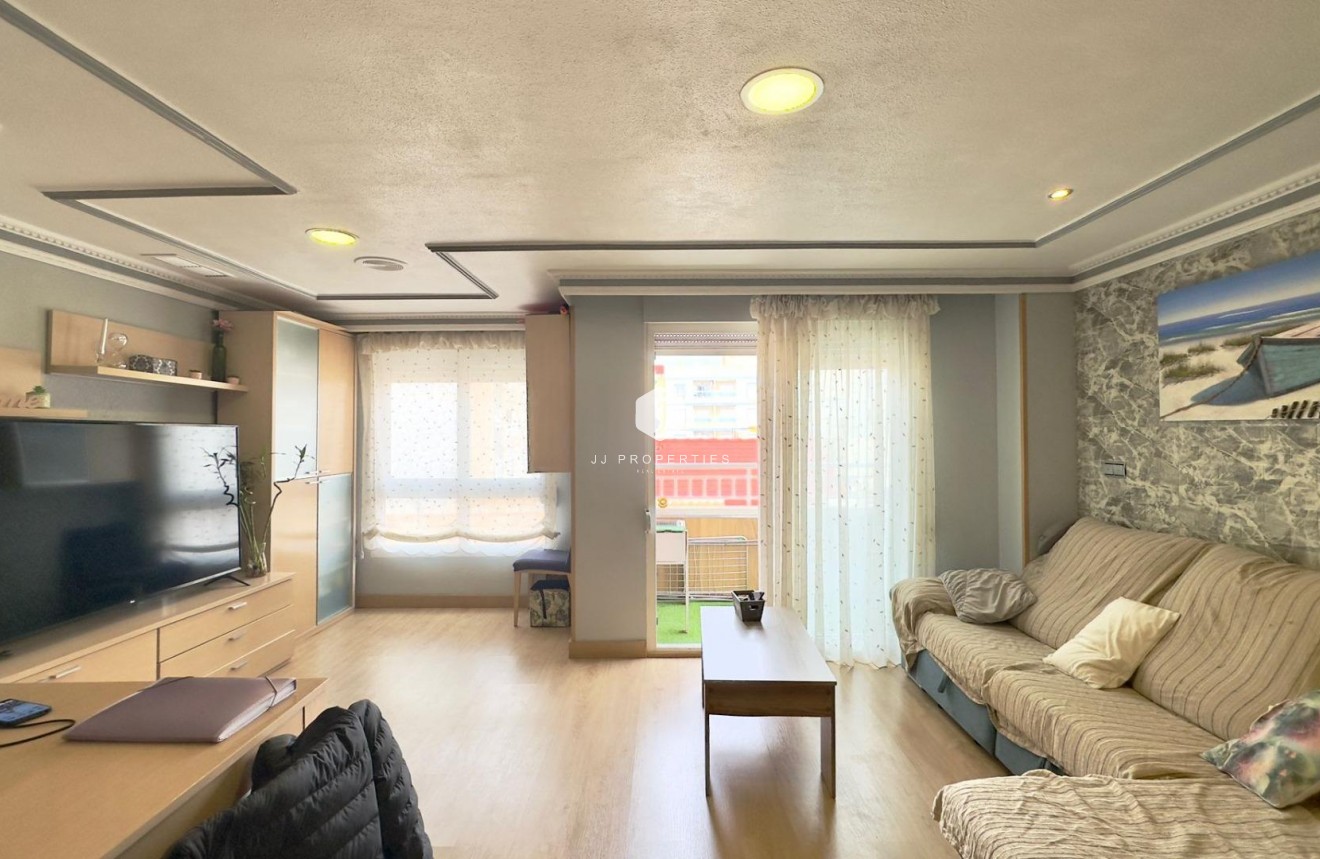 Segunda mano - Apartamento / piso -
Torrevieja