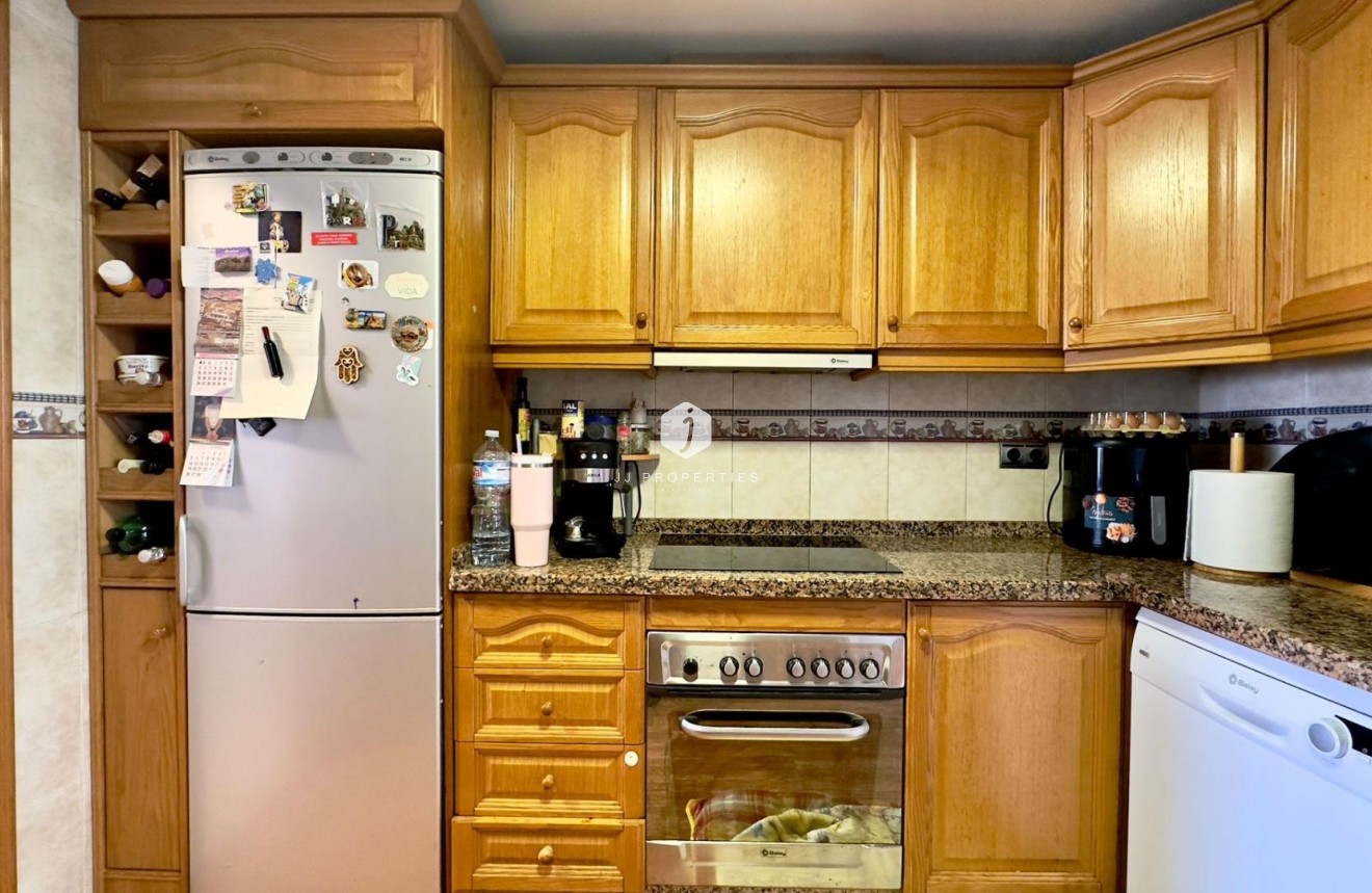 Segunda mano - Apartamento / piso -
Torrevieja