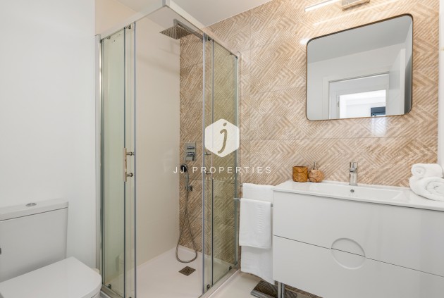 Resale - Apartment / flat -
San Miguel de Salinas - Inland