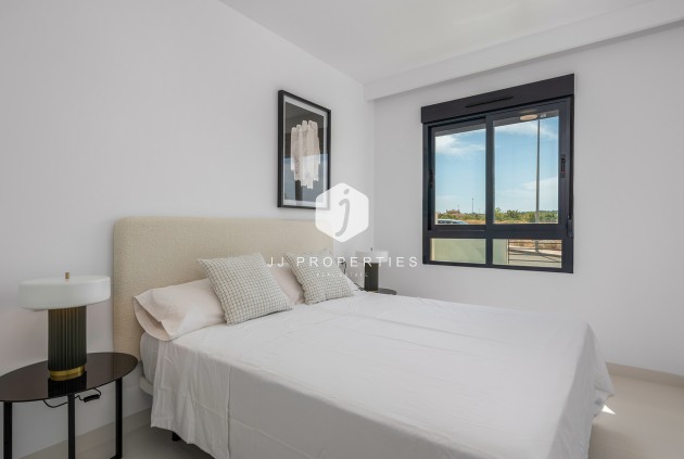 Resale - Apartment / flat -
San Miguel de Salinas - Inland