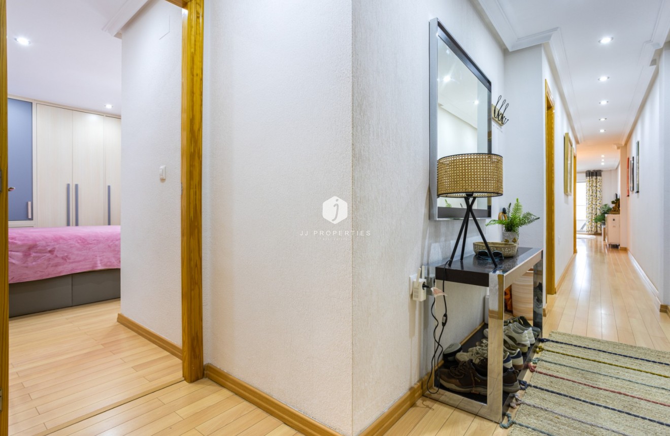 Tweedehands - Appartement / flat -
Los Montesinos - Costa Blanca