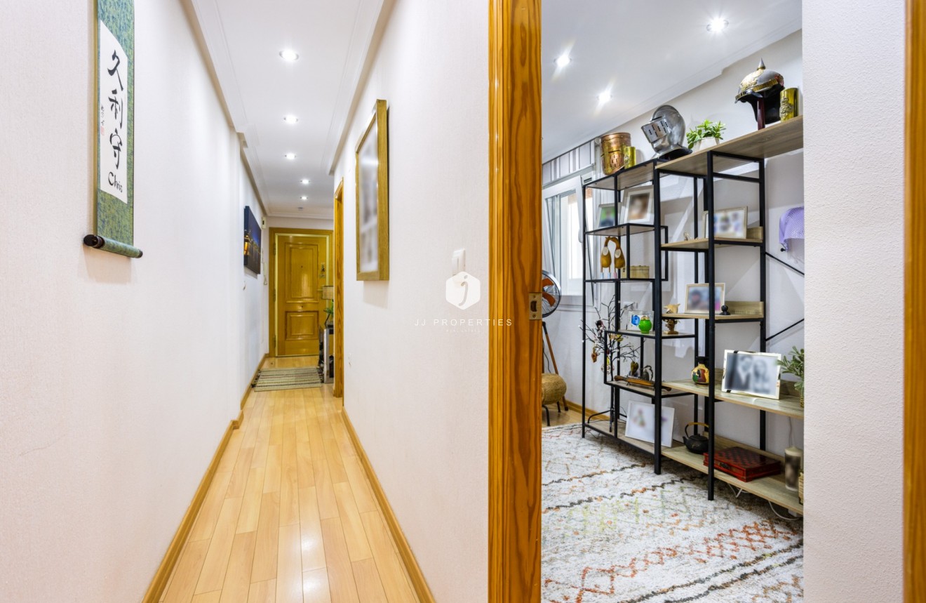 Tweedehands - Appartement / flat -
Los Montesinos - Costa Blanca