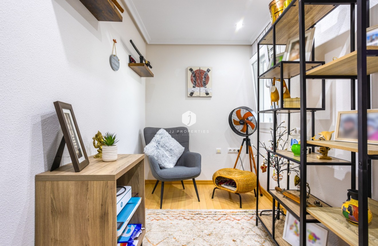 Tweedehands - Appartement / flat -
Los Montesinos - Costa Blanca