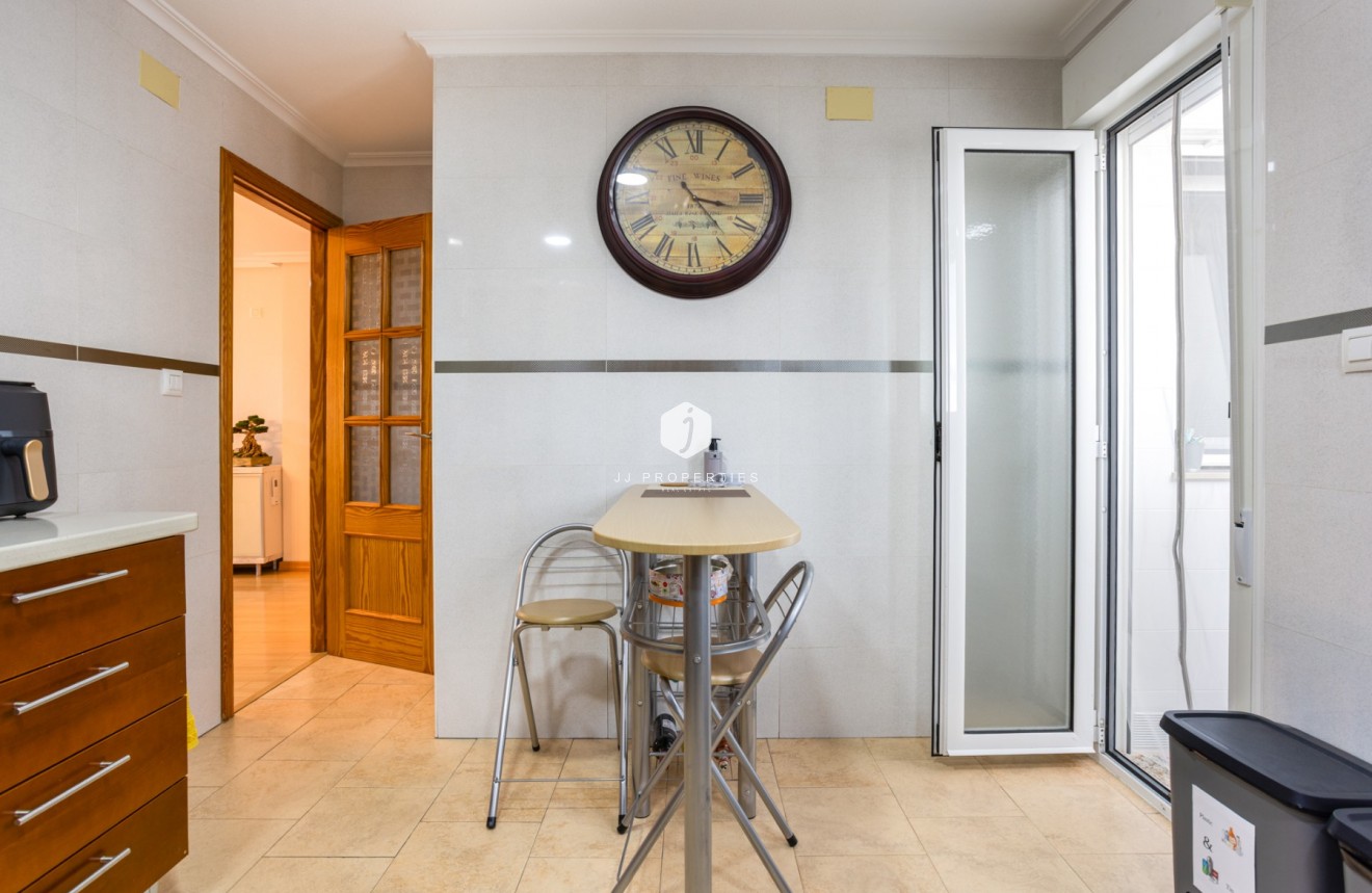 Tweedehands - Appartement / flat -
Los Montesinos - Costa Blanca