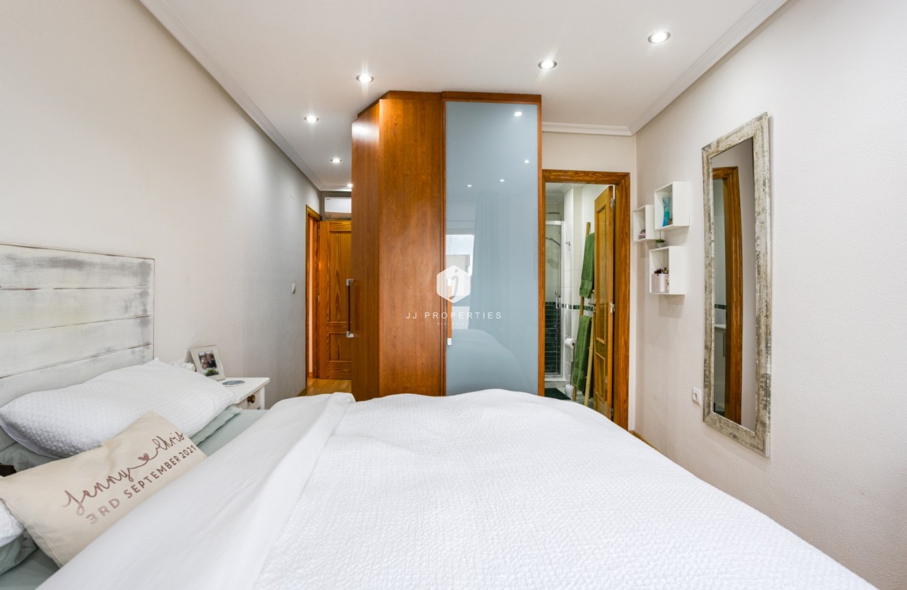 Tweedehands - Appartement / flat -
Los Montesinos - Costa Blanca