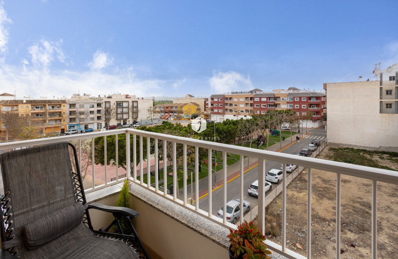 Tweedehands - Appartement / flat -
Los Montesinos - Costa Blanca