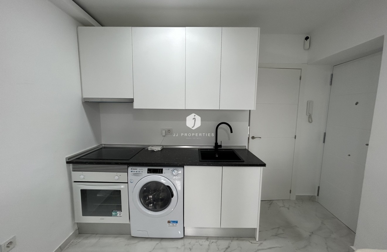 Z drugiej ręki - Mieszkanie w bloku -
Ciudad Quesada - Costa Blanca