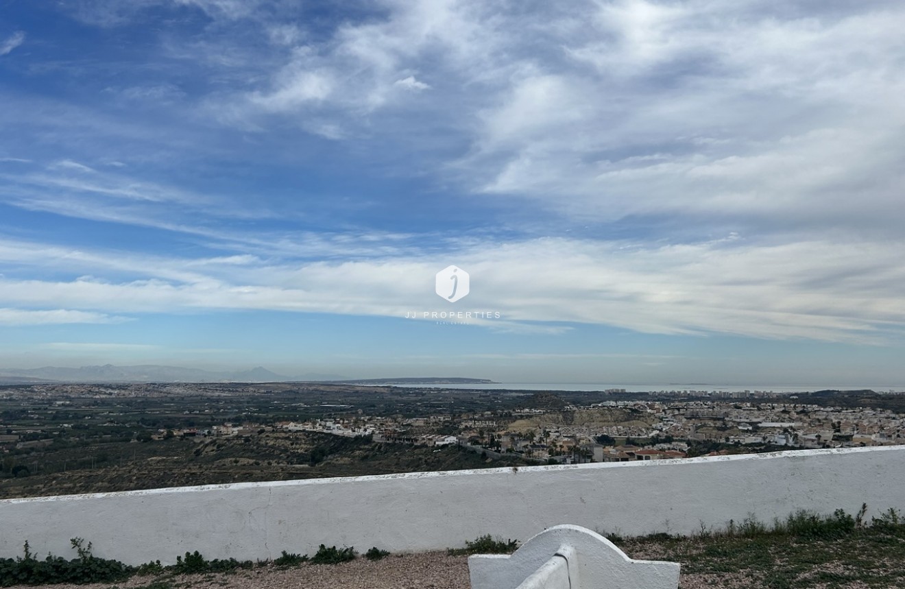 Z drugiej ręki - Mieszkanie w bloku -
Ciudad Quesada - Costa Blanca