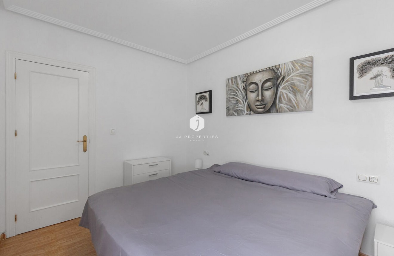 Z drugiej ręki - Mieszkanie w bloku -
Orihuela Costa - Playa Flamenca