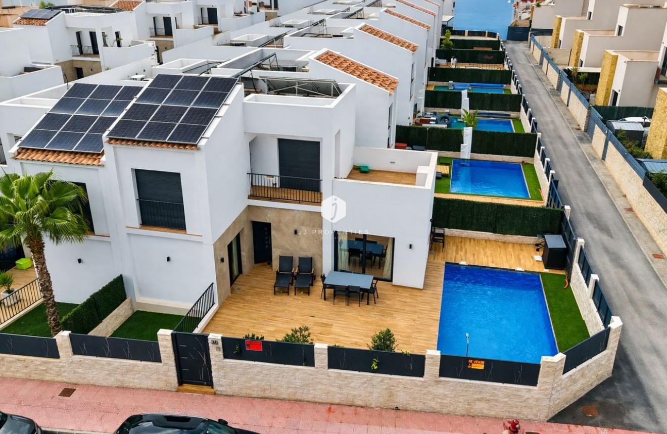 Segunda mano - Villa -
Ciudad Quesada - Costa Blanca