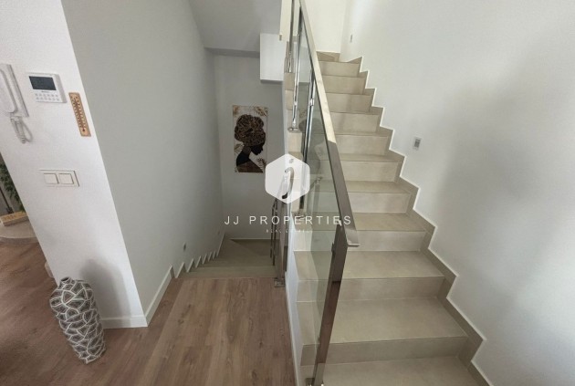 Segunda mano - Villa -
Ciudad Quesada - Costa Blanca