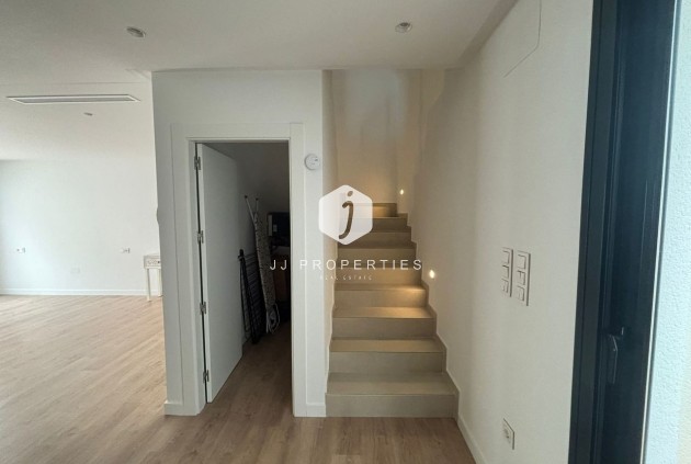 Segunda mano - Villa -
Ciudad Quesada - Costa Blanca