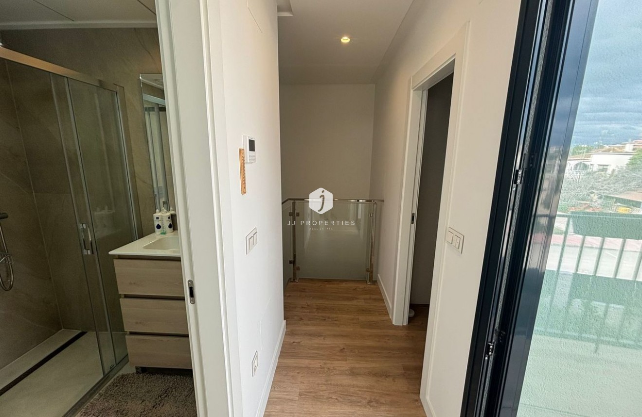 Segunda mano - Villa -
Ciudad Quesada - Costa Blanca