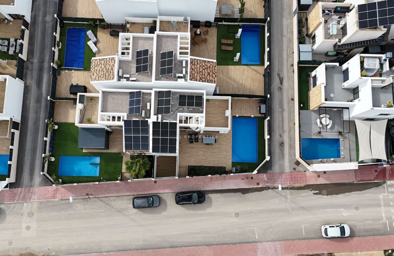 Segunda mano - Villa -
Ciudad Quesada - Costa Blanca