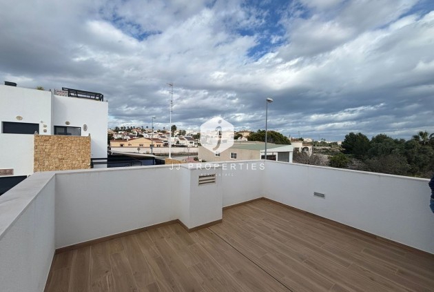 Segunda mano - Villa -
Ciudad Quesada - Costa Blanca